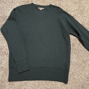 Matty m women’s green sweater